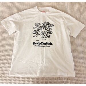 Vandy The Pink Graphic T-shirt